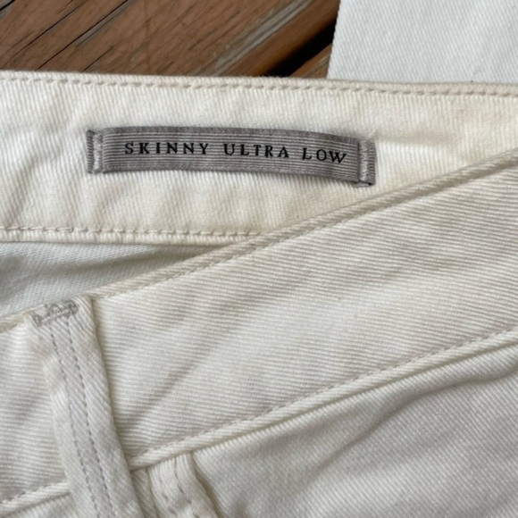 Guess Y2K Low Rise Distressed With Lace Peaks Boo - Picture 8 of 9